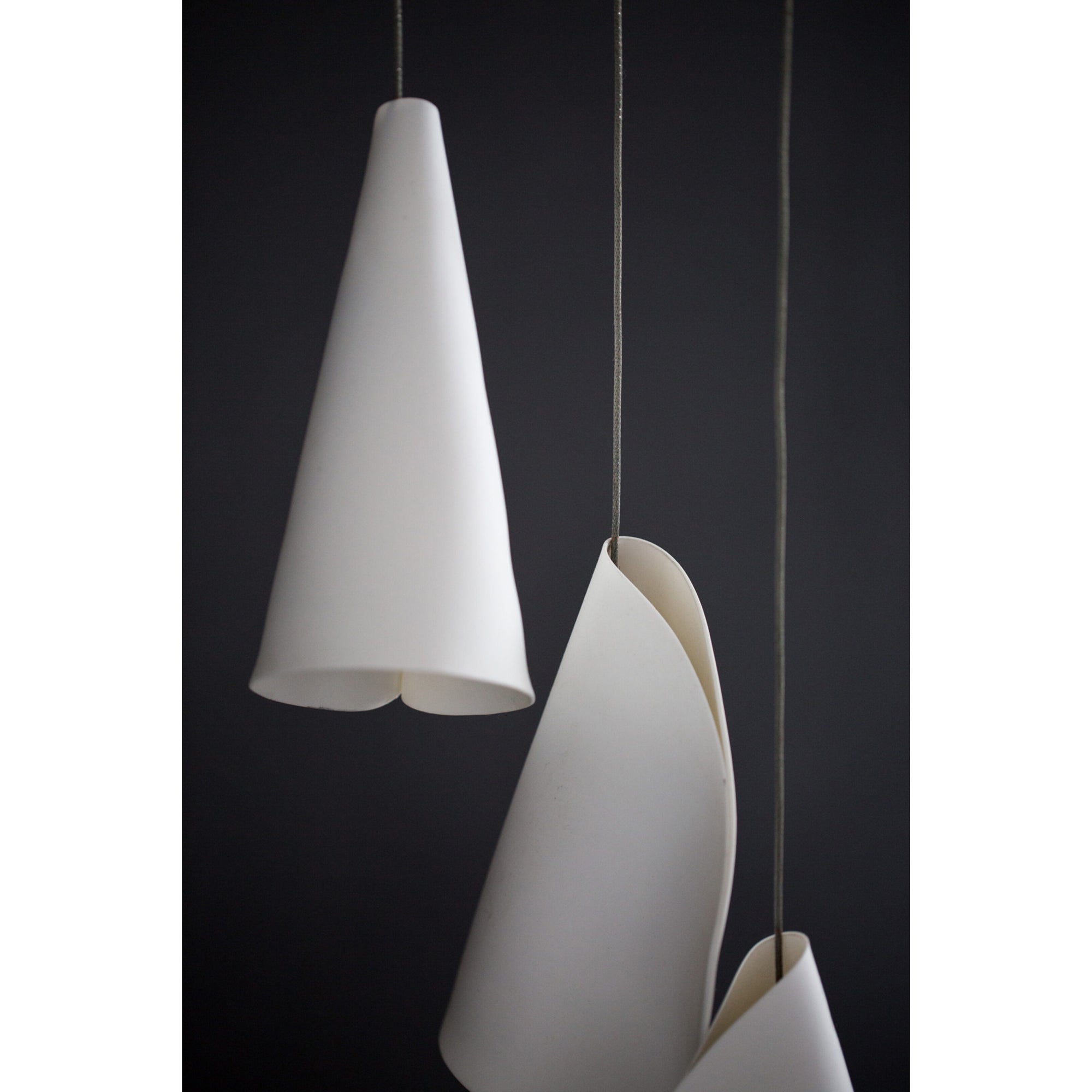 Ember Oak & Co. 21 Thin Porcelain Pendant Lamp — Dimmable LED