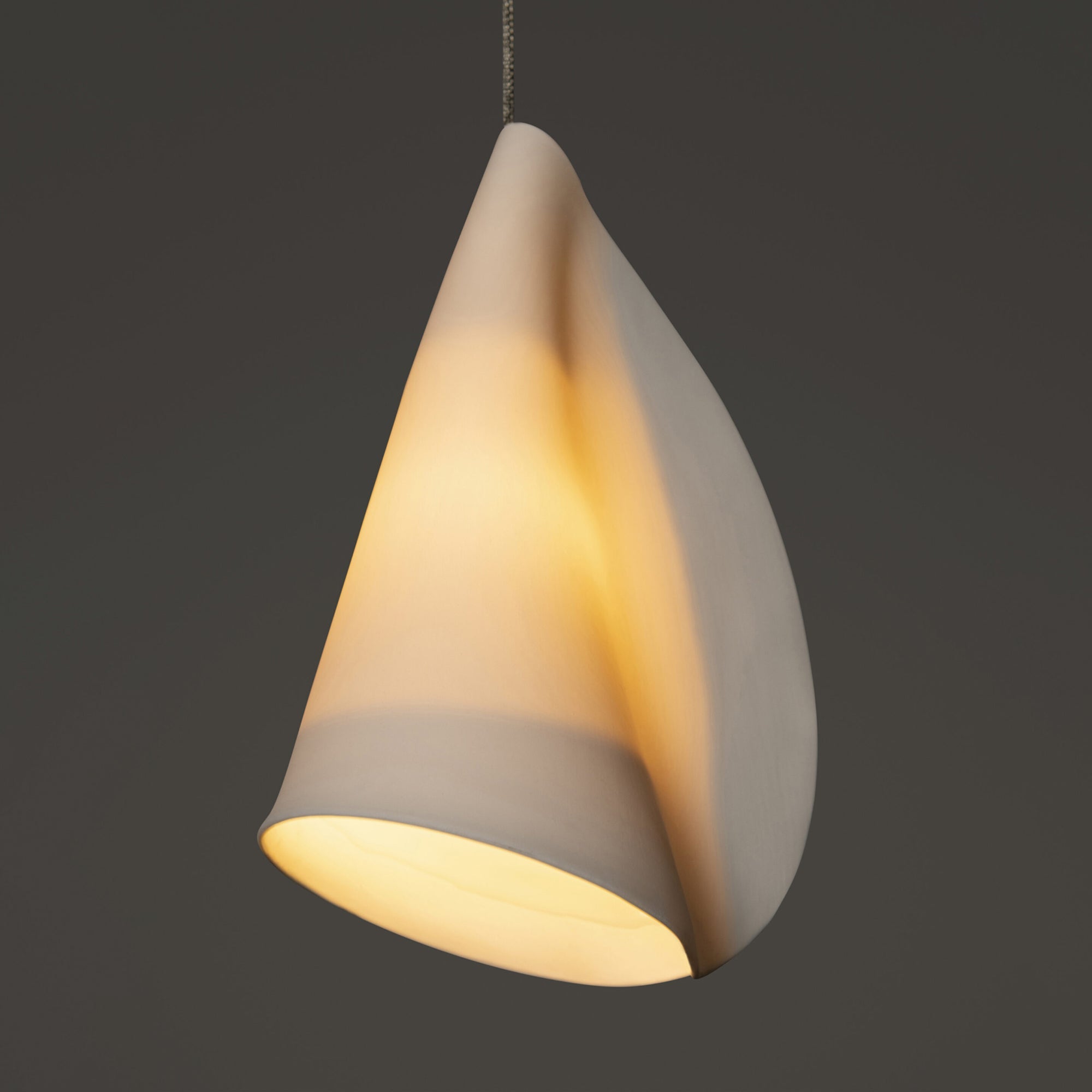 Ember Oak & Co. 21 Thin Porcelain Pendant Lamp — Dimmable LED