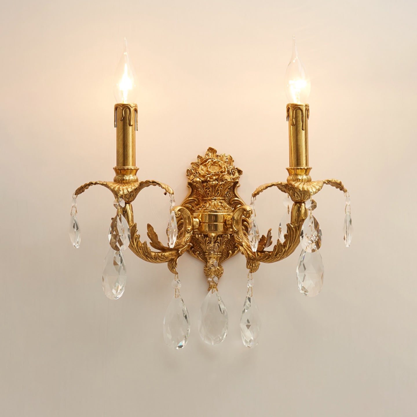 Ember Oak & Co. Adriana Brass Wall Lamp — Solid Brass Finish