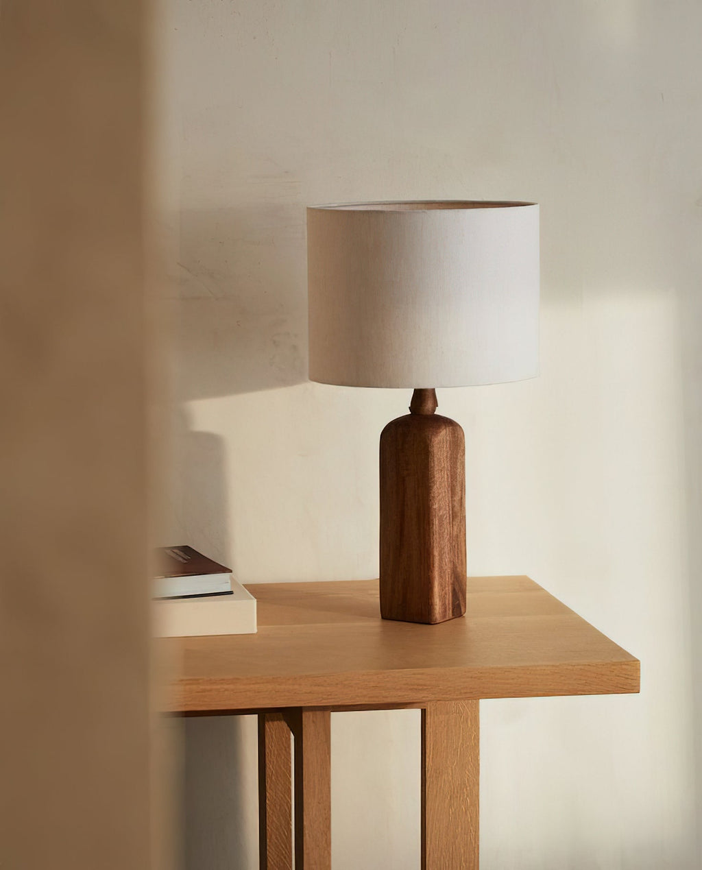 Ember Oak & Co. Aisling 25" Solid Wood Table Lamp