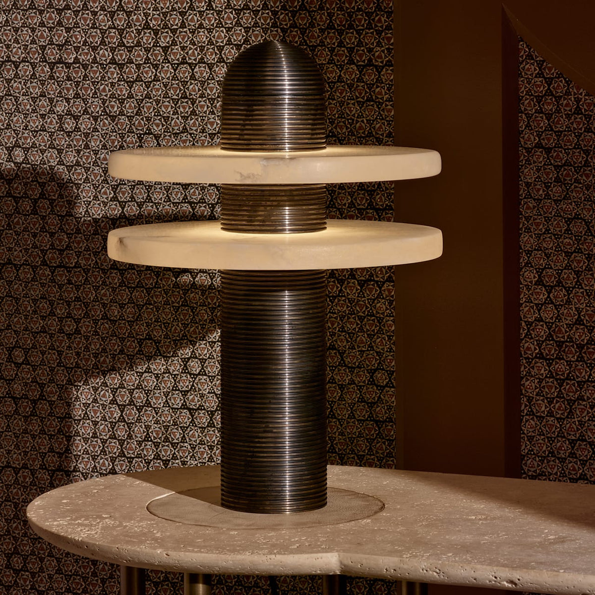 Ember Oak & Co. Alabaster Comet Brass Table Lamp